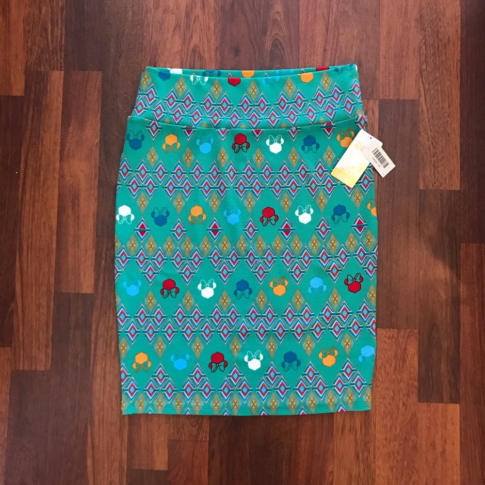 LuLaRoe Disney Minnie Cassie